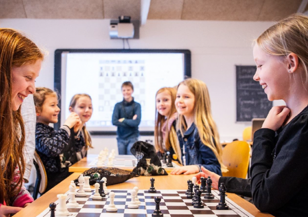 Gratis skolebesøg - vil I se, hvad skoleskak kan?